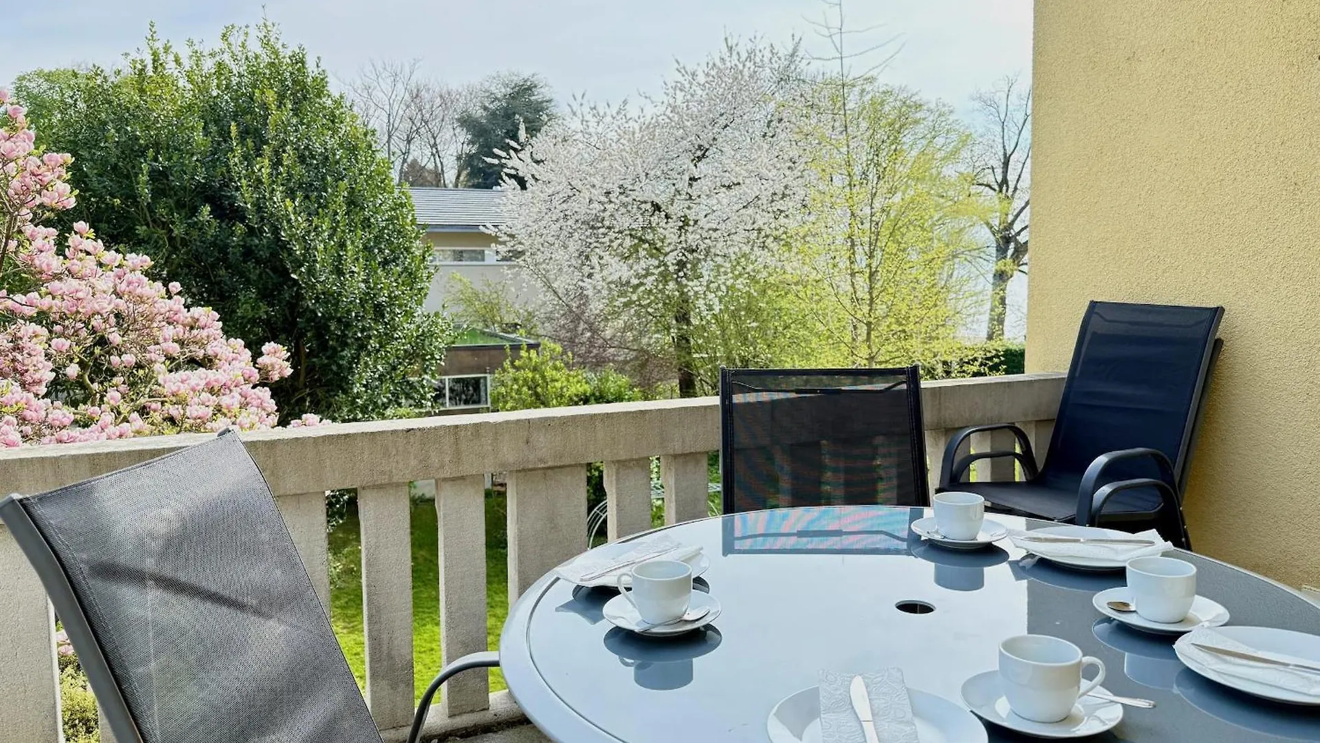 Apartment Seeperle49 - Besonders, Stilvoll Mit Eigenem Badestrand Nonnenhorn Germany
